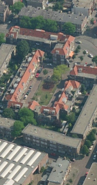 Foto van boven aan in de wijk Bomen- en bloemenbuurt