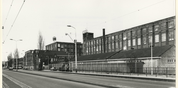 Esveha-fabriek aan Rijswijkseweg