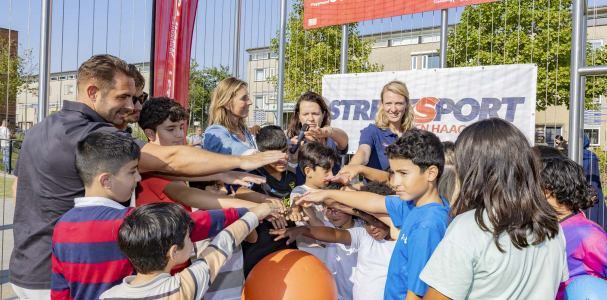Feestelijke opening Krajicek Playground bij speelplek Johannes Voetpad