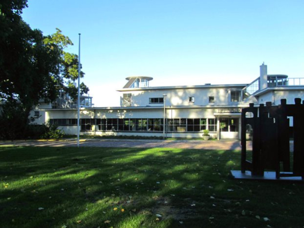 stationsgebouw Ypenburg