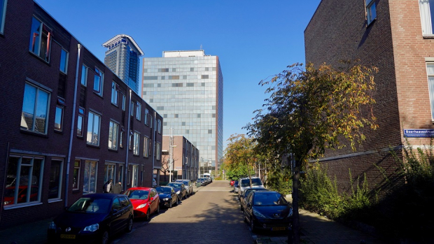 Boerhaavestraat met Spiegelpaleis in 2021