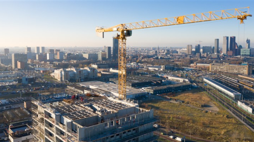 Hijskraan in de Binckhorst