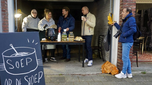 Soep eten in  Bouwlust en Vrederust