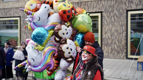 Betje Wolffstraat vrolijke ballonnen