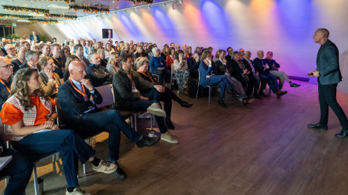 Trendwatcher Richard van Hooijdonk nam de gasten mee naar de toekomst