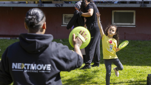 Balspel met een kind