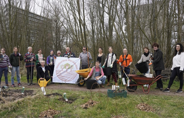 Voedselbos Mariahoeve groepsfoto