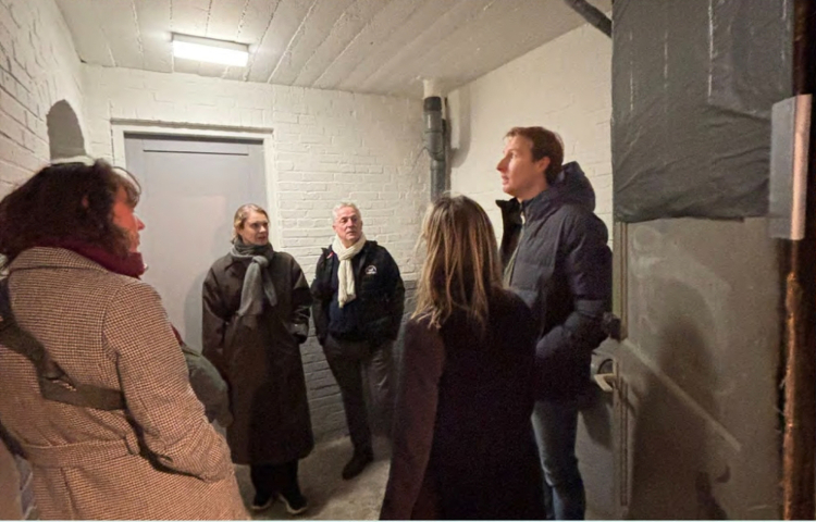 Werkbezoek langs bergingen in Den Haag Zuidwest