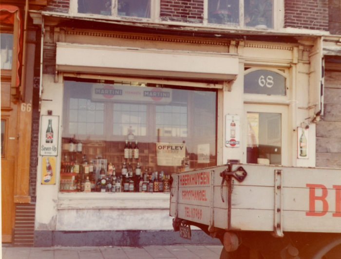 De winkel van Berkhuijsen in de Koningstraat