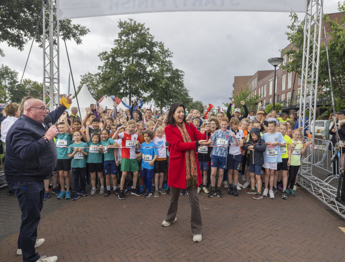 Startsein loopfestijn Wateringse Veld