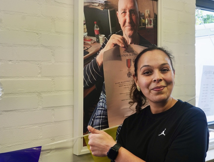 Salwa voor de foto van de oprichter van Siems Krachthonk