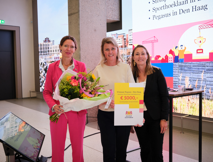 Anne Koning, gedeputeerde Provicincie Zuid-Holland, Astrid Mooij, manager projecten bij Staedion en XXX 